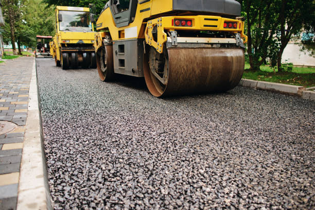 Best Driveway Paving Contractor  in Oakville, CT
